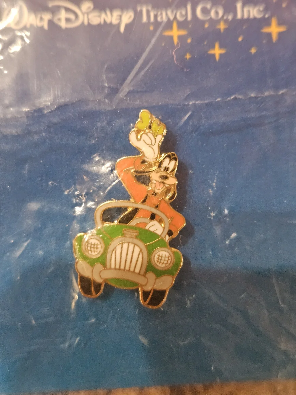 Disney Vacation Club Vintage Goofy Driving Car Pin